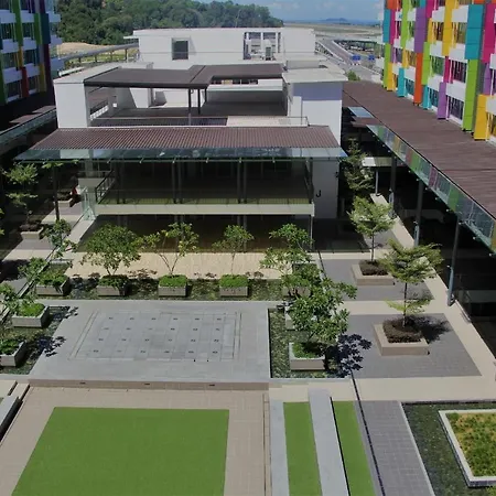 Aeropod Kk Corner Unit Near City And Airport 4 Pax Free Parking Kota Kinabalu Exterior photo